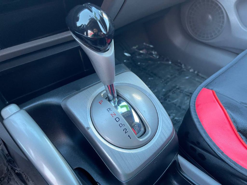 2011 Honda Civic Image 18