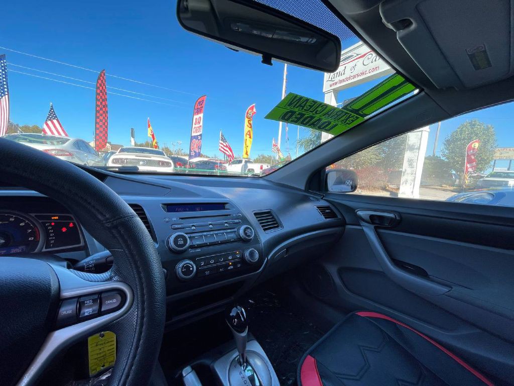 2011 Honda Civic Image 19