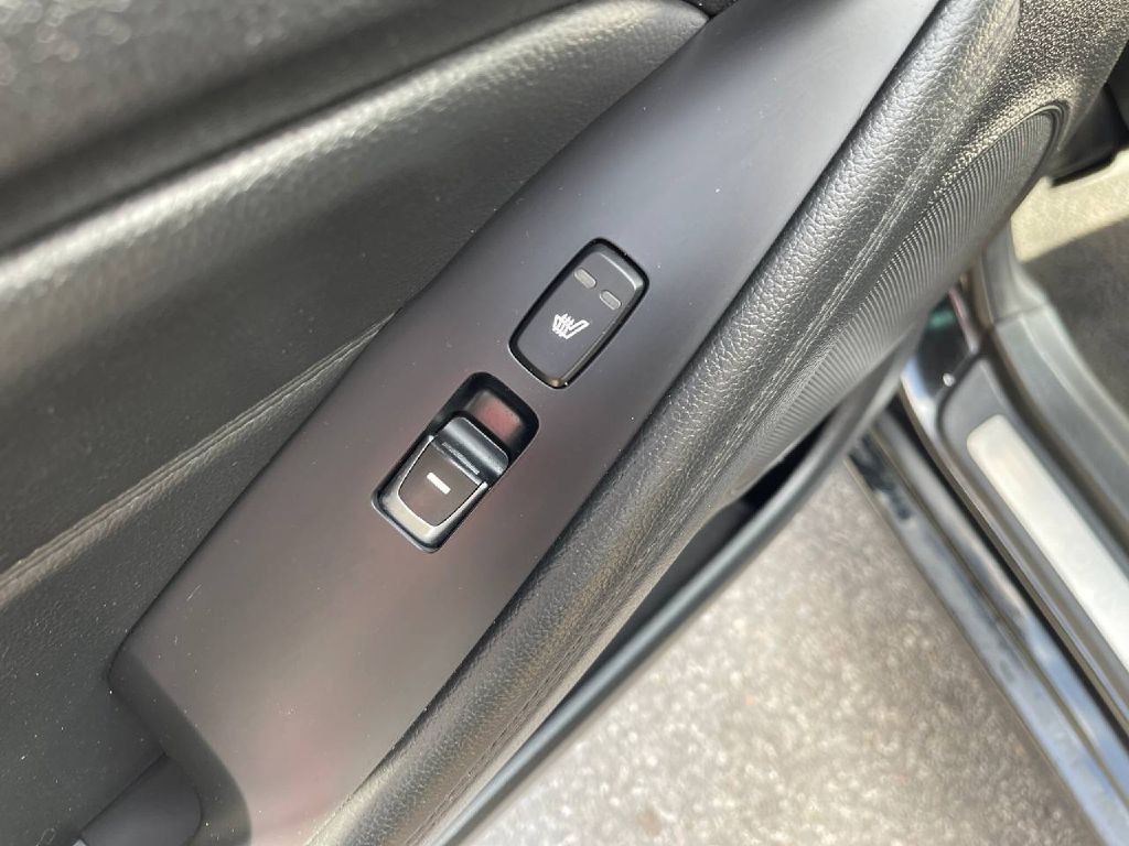 2014 Kia Cadenza Image 11