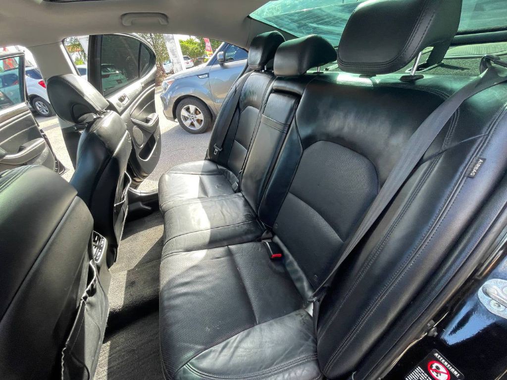 2014 Kia Cadenza Image 14