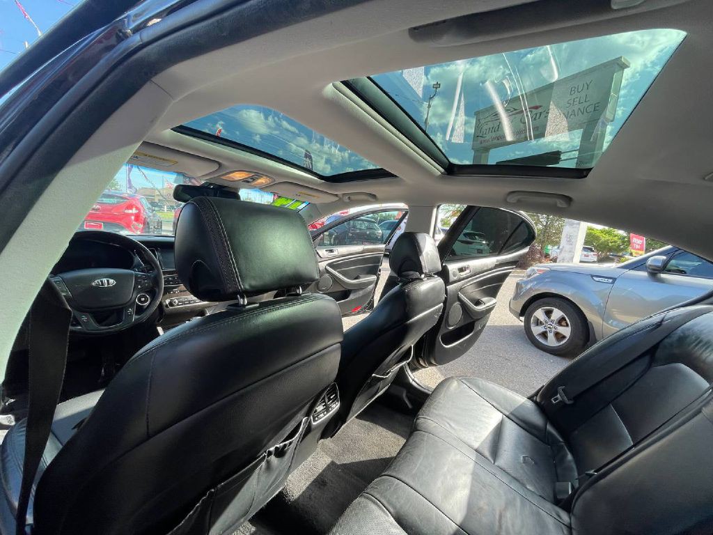 2014 Kia Cadenza Image 15