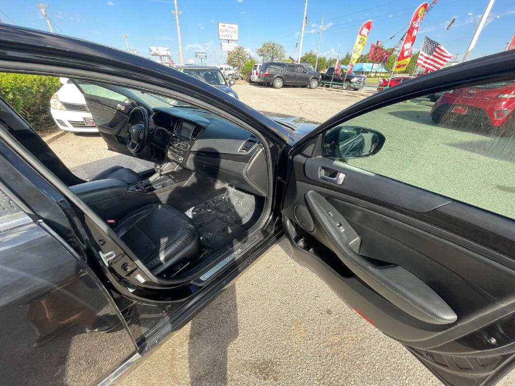 2014 Kia Cadenza Image 21