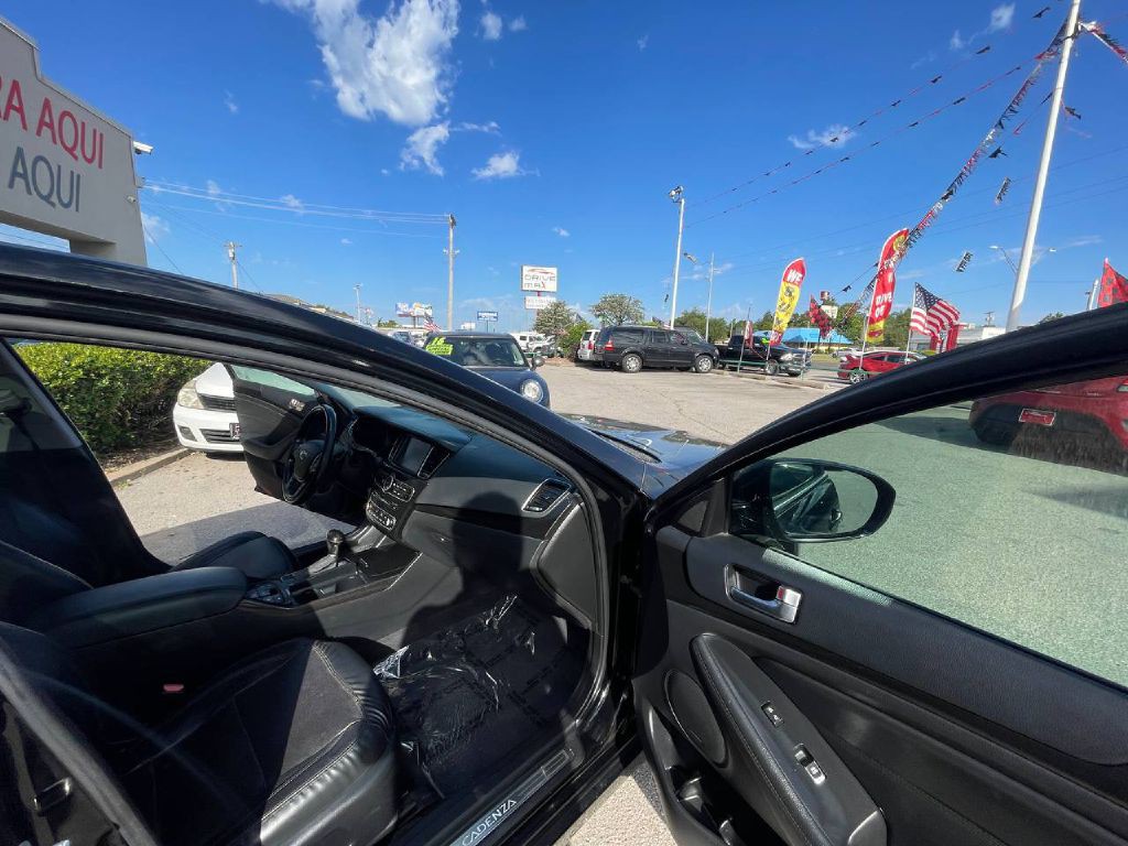 2014 Kia Cadenza Image 23