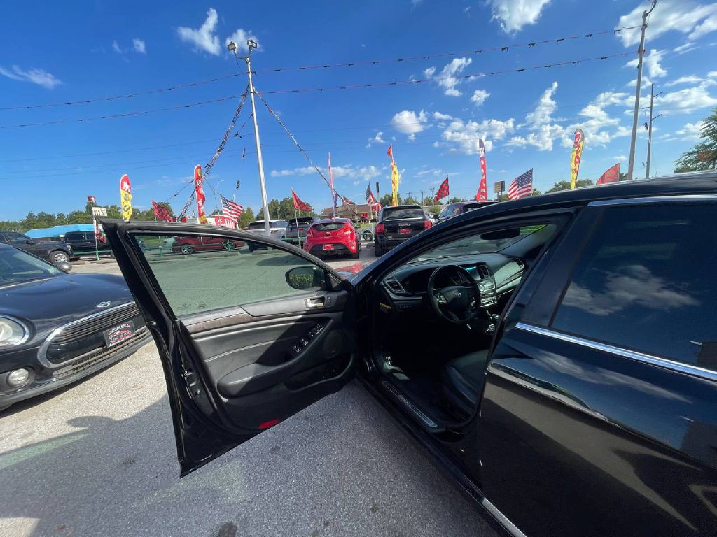 2014 Kia Cadenza Image 24