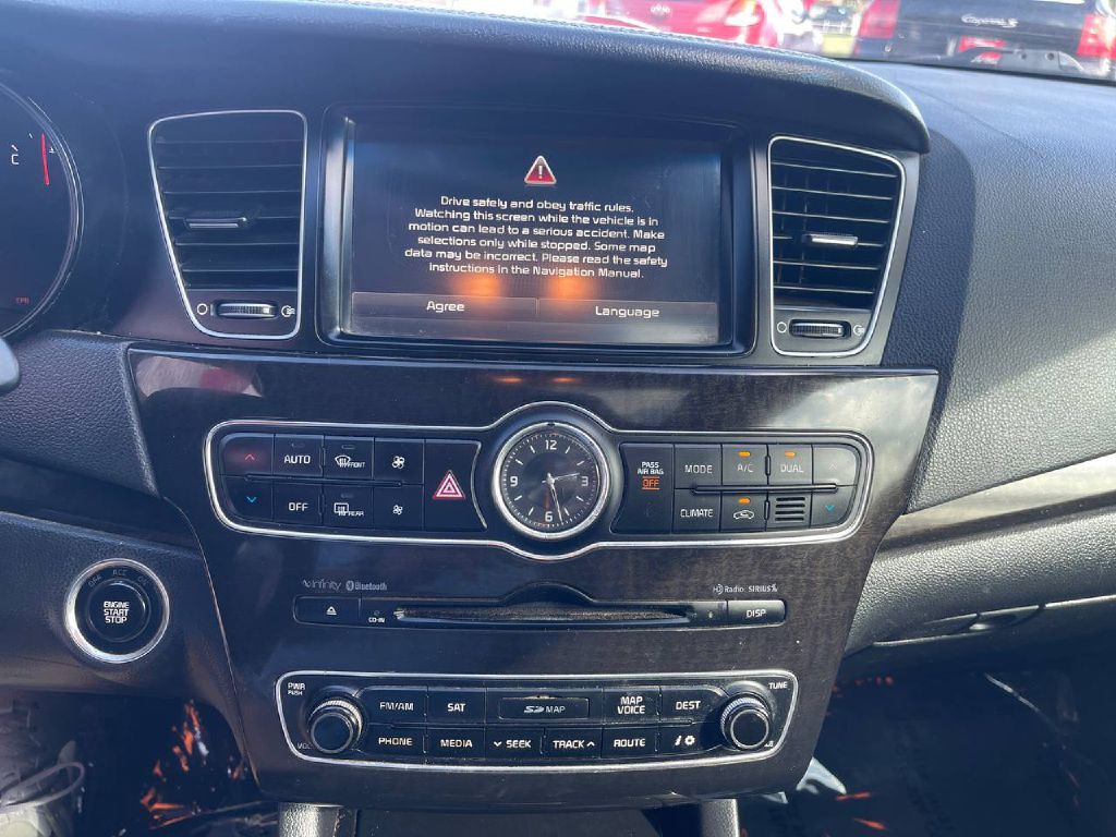 2014 Kia Cadenza Image 47