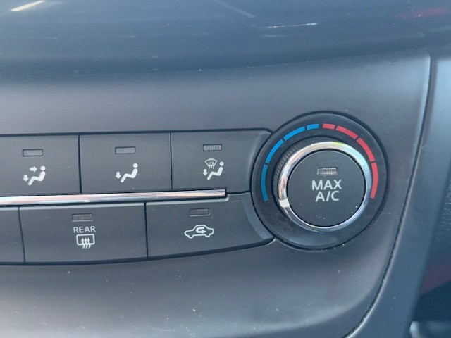 2019 Nissan Sentra Image 25