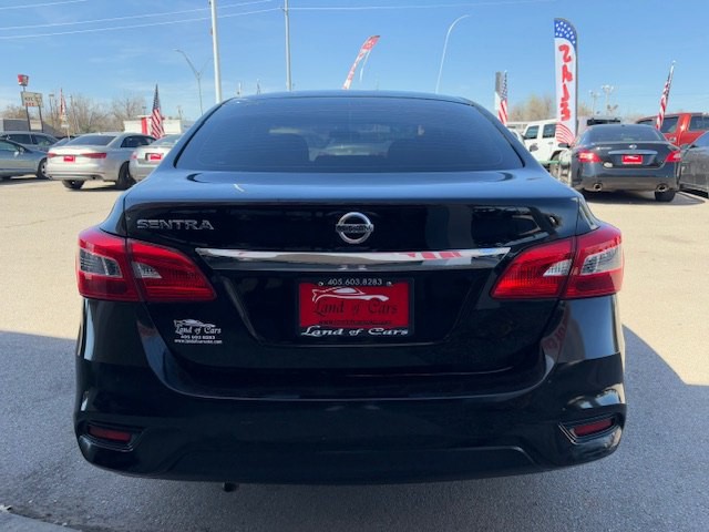 2019 Nissan Sentra Image 38