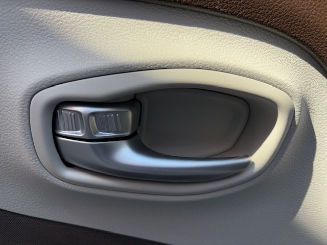 2015 Jeep Renegade Image 14