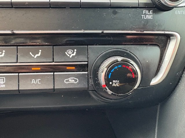 2018 Kia Optima Image 23