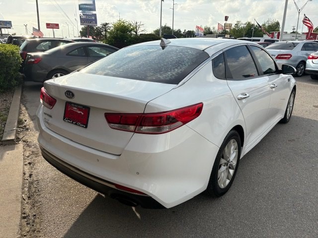 2018 Kia Optima Image 33