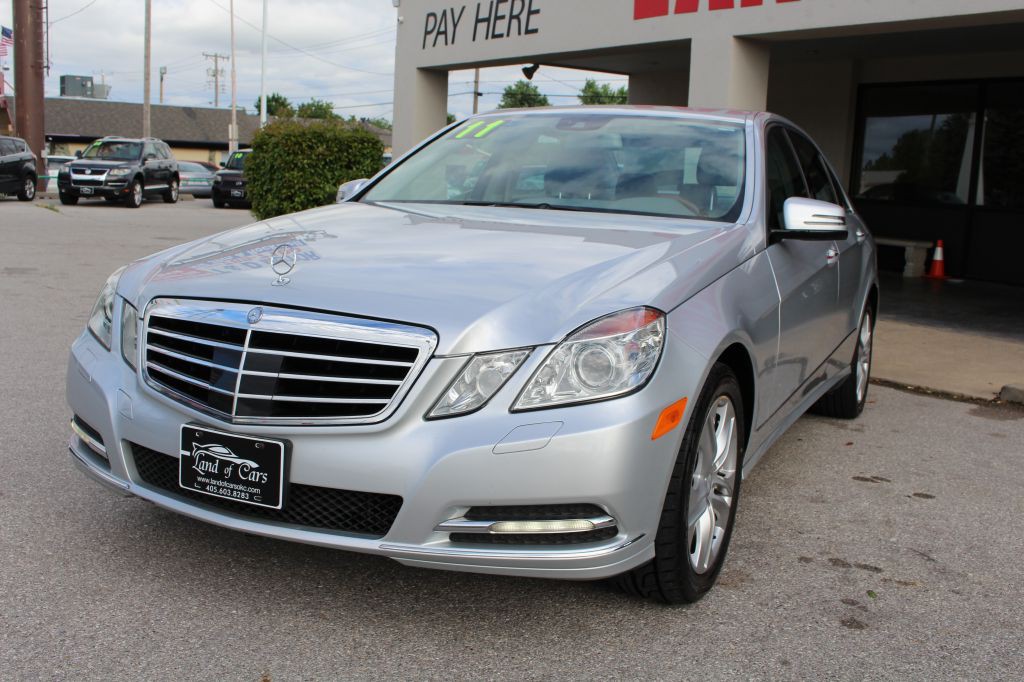 2011 Mercedes-Benz E-Class Image 10