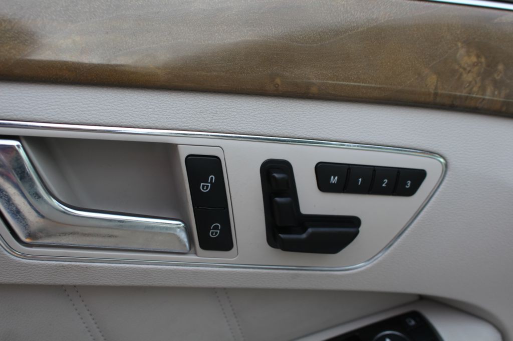 2011 Mercedes-Benz E-Class Image 13
