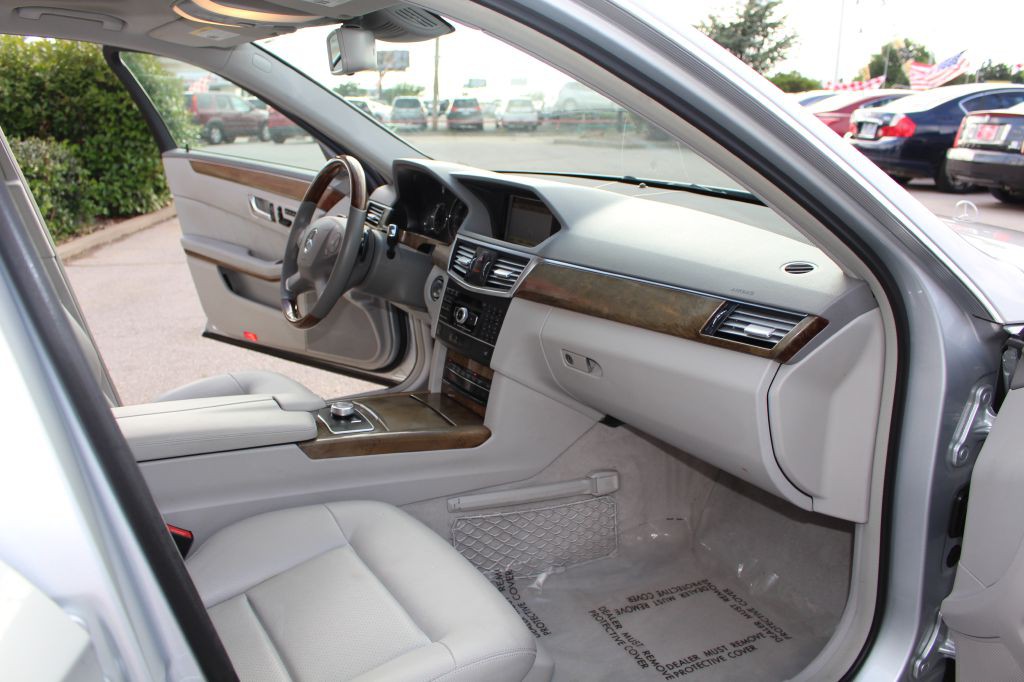 2011 Mercedes-Benz E-Class Image 23