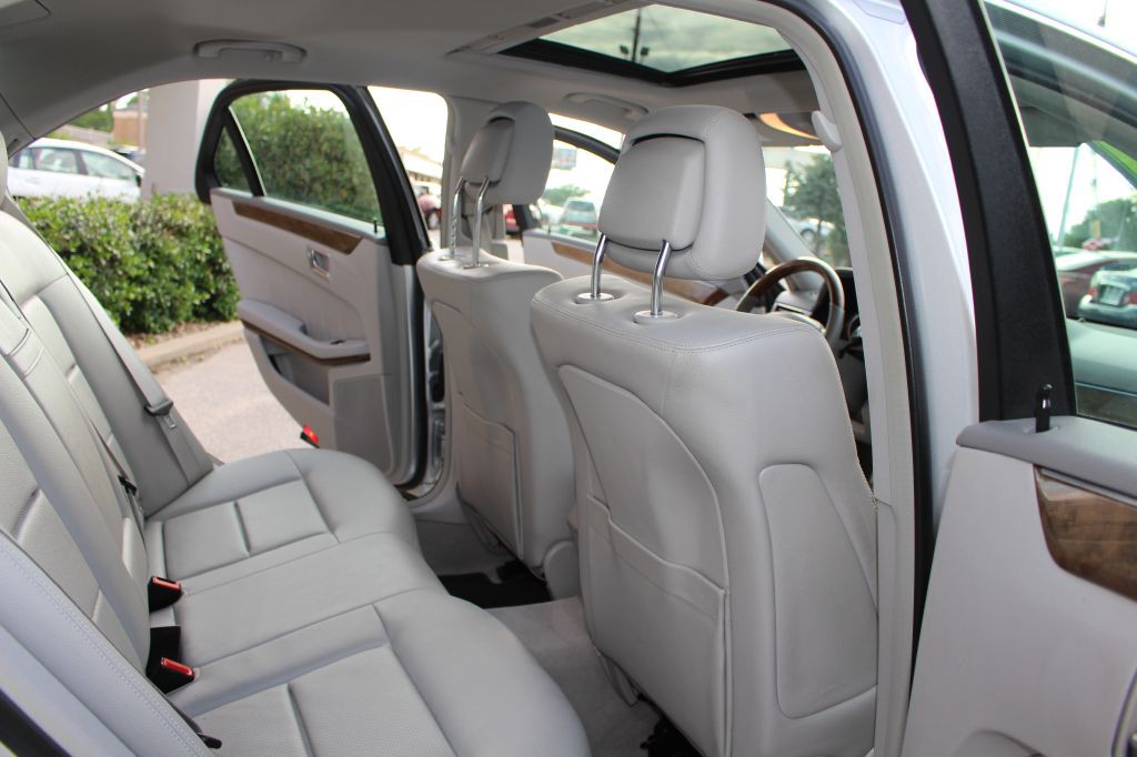 2011 Mercedes-Benz E-Class Image 27
