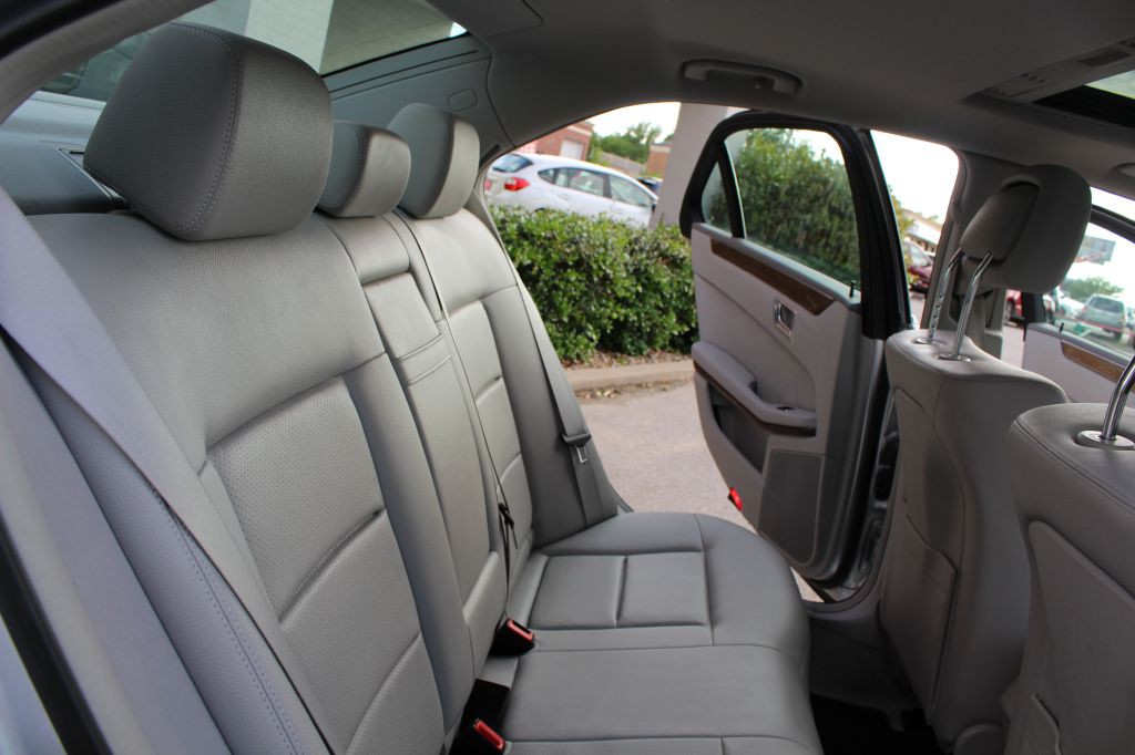 2011 Mercedes-Benz E-Class Image 28