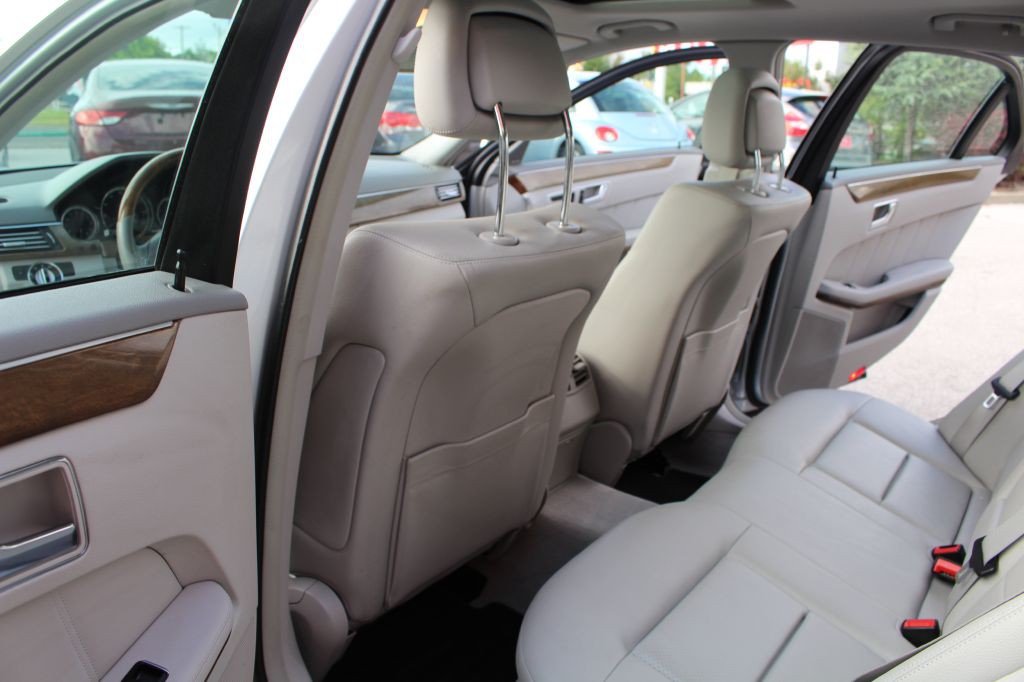 2011 Mercedes-Benz E-Class Image 29