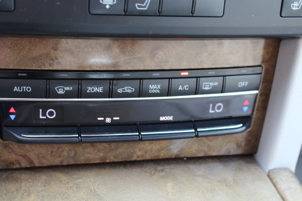 2011 Mercedes-Benz E-Class Image 49