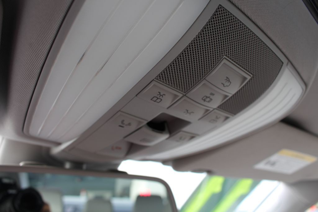 2011 Mercedes-Benz E-Class Image 53