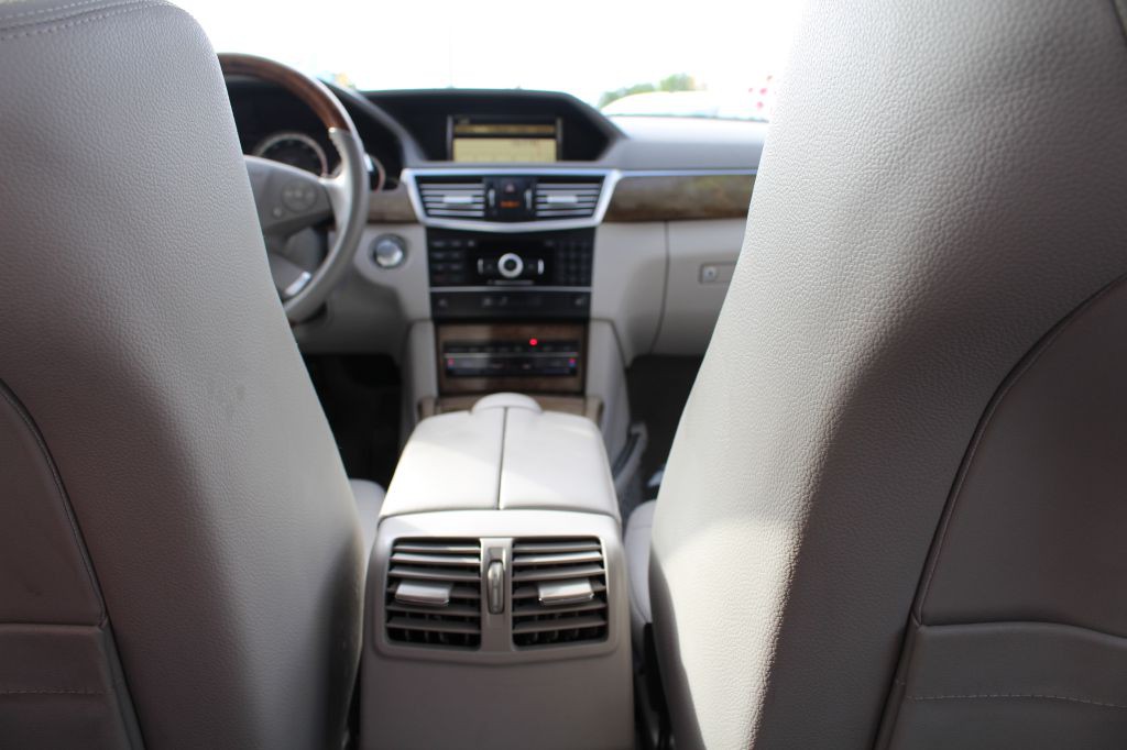 2011 Mercedes-Benz E-Class Image 60