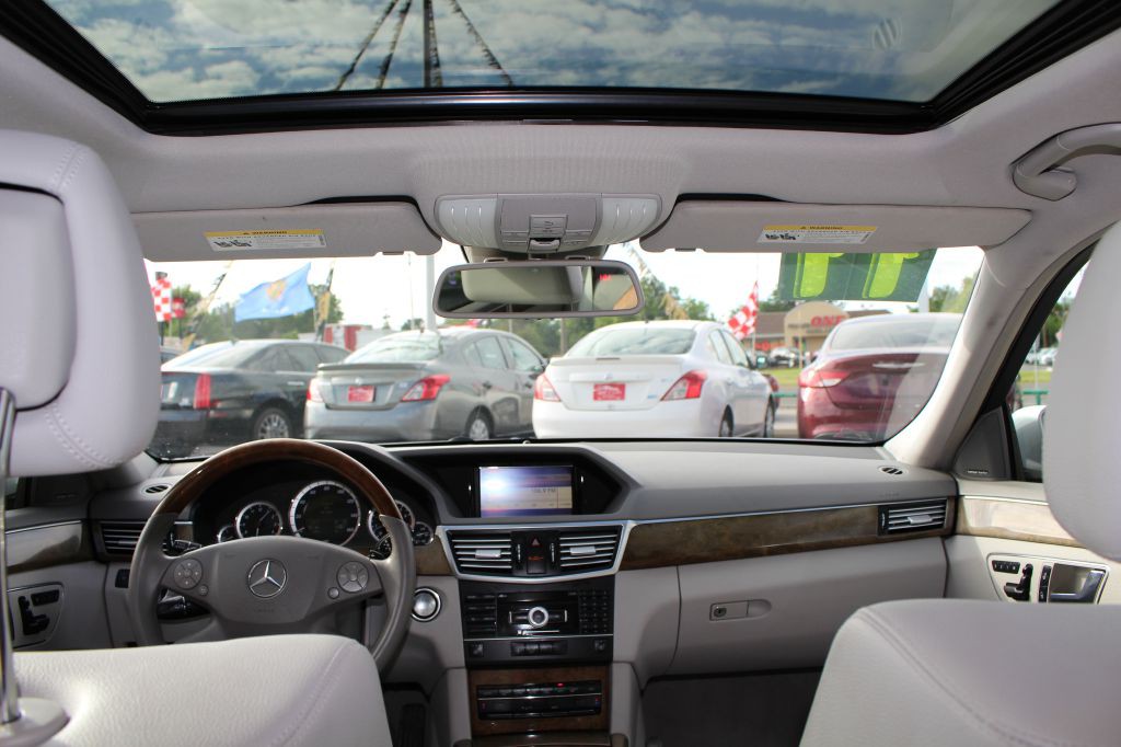 2011 Mercedes-Benz E-Class Image 62