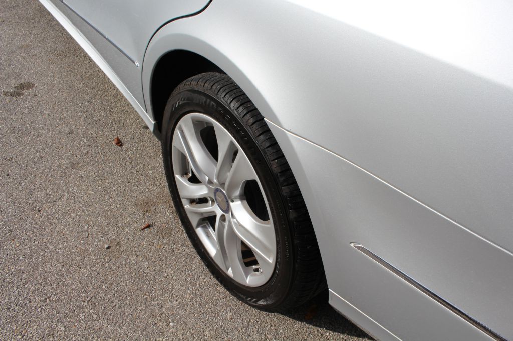 2011 Mercedes-Benz E-Class Image 73