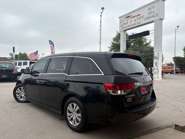 2016 Honda Odyssey Image 2