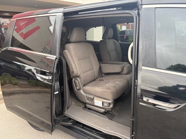 2016 Honda Odyssey Image 10