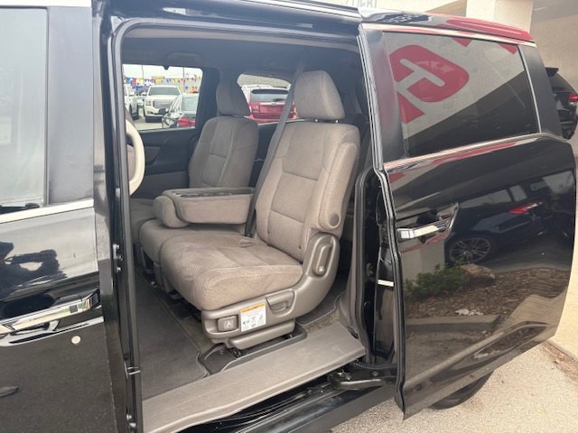 2016 Honda Odyssey Image 14