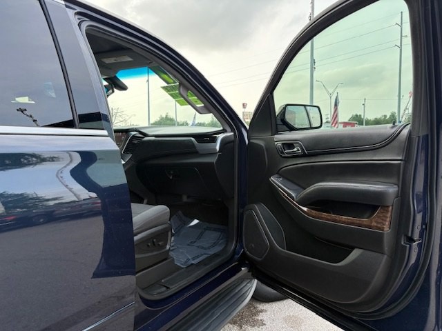 2017 Chevrolet Tahoe Image 5