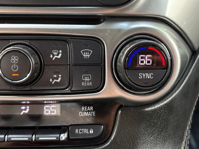 2017 Chevrolet Tahoe Image 31