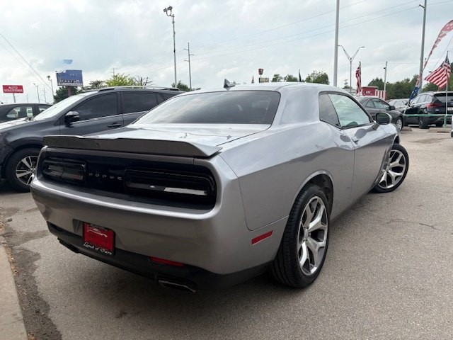 2015 Dodge Challenger Image 3