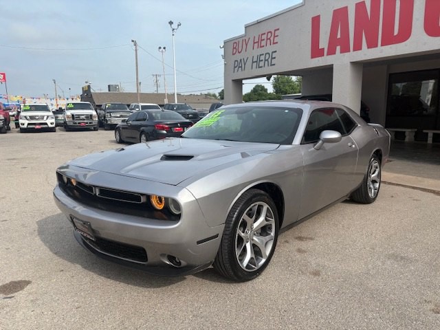 2015 Dodge Challenger Image 32