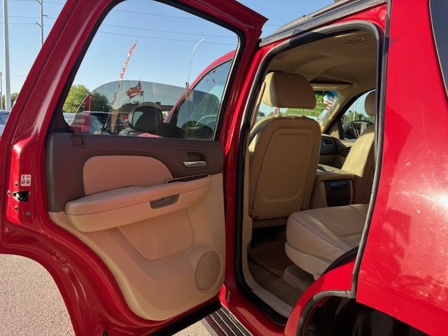 2010 GMC Yukon Image 14