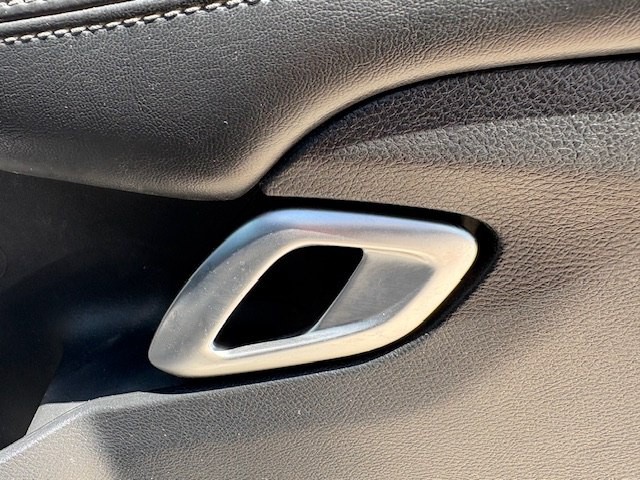 2016 Dodge Challenger Image 8