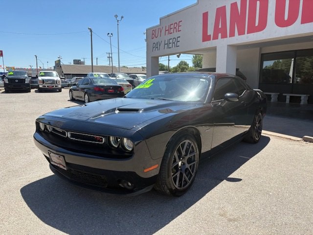 2016 Dodge Challenger Image 30