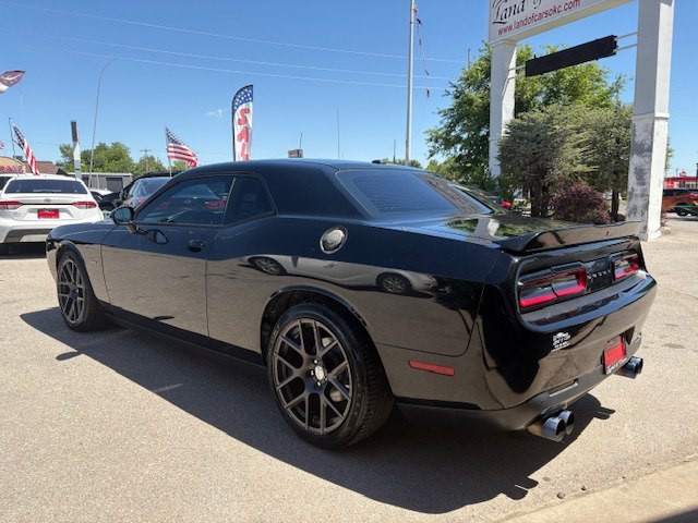 2016 Dodge Challenger Image 31