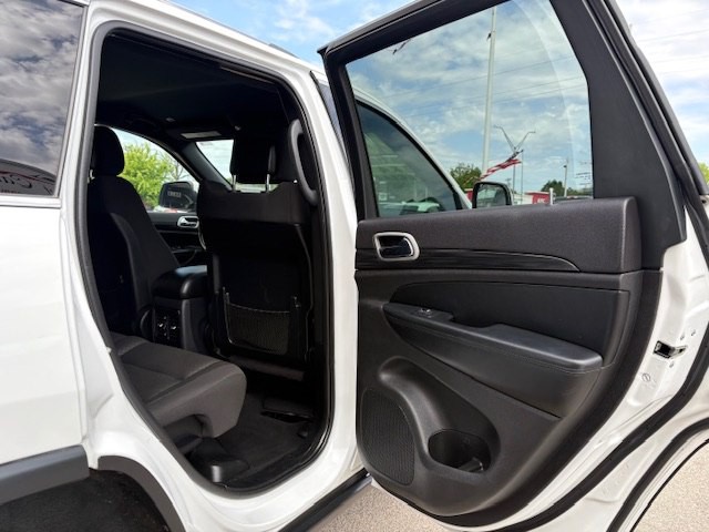 2020 Jeep Grand Cherokee Image 9