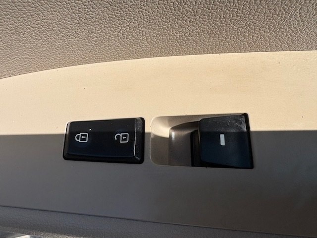 2017 Hyundai Elantra Image 7