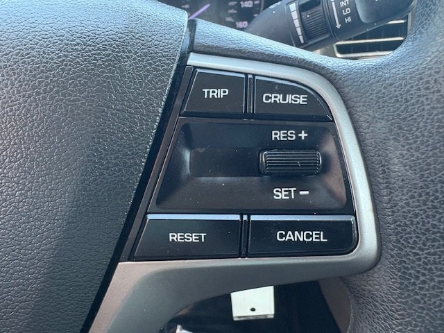 2017 Hyundai Elantra Image 21