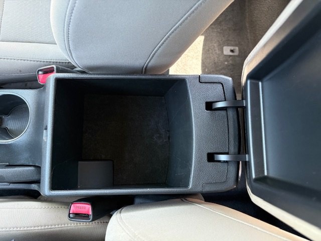 2017 Hyundai Elantra Image 28