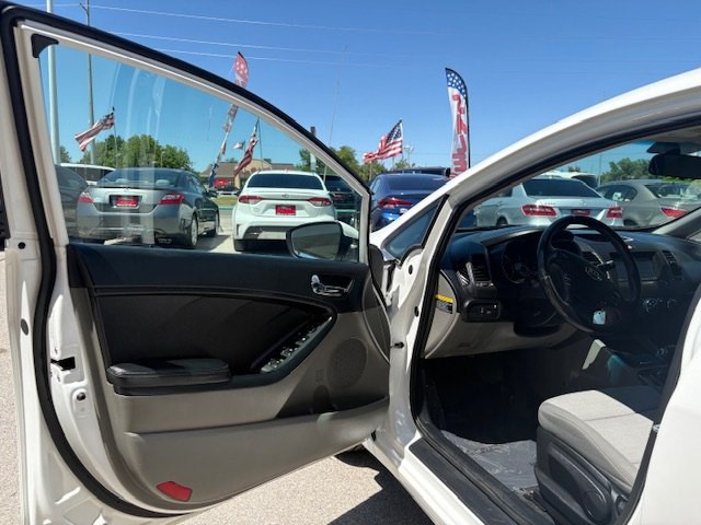 2015 Kia Forte Image 15