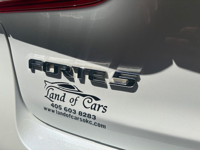 2015 Kia Forte Image 38
