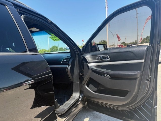 2017 Ford Explorer Image 6