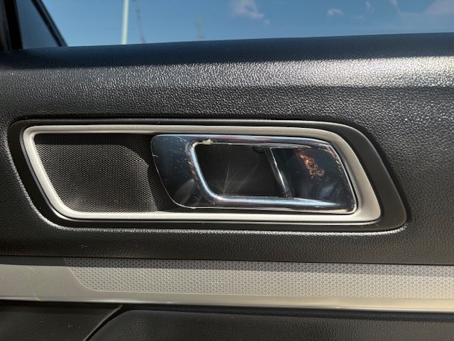 2017 Ford Explorer Image 11