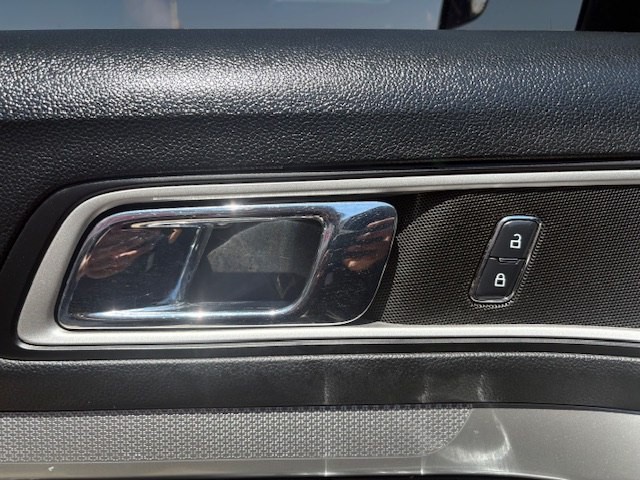 2017 Ford Explorer Image 18