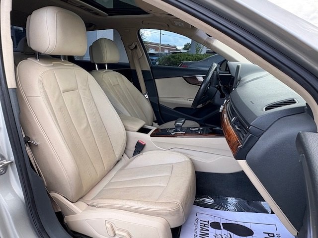 2017 Audi A4 Image 10