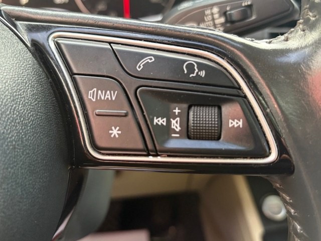 2017 Audi A4 Image 25