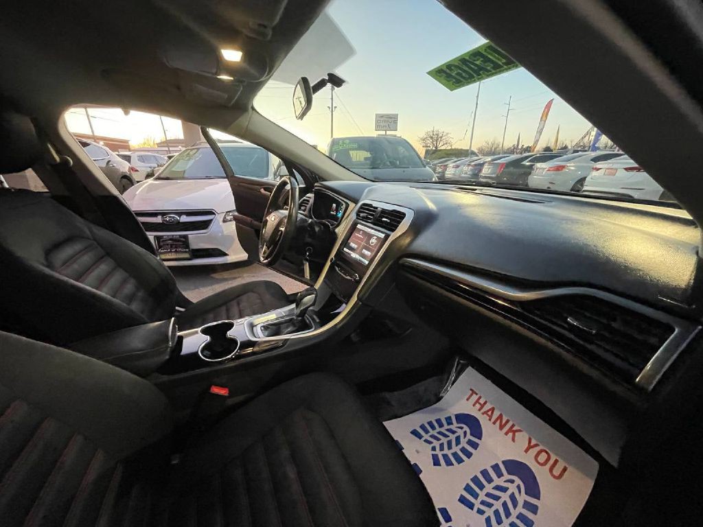 2014 Ford Fusion Image 17
