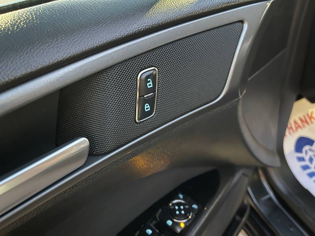 2014 Ford Fusion Image 20