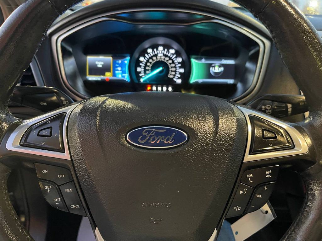 2014 Ford Fusion Image 24